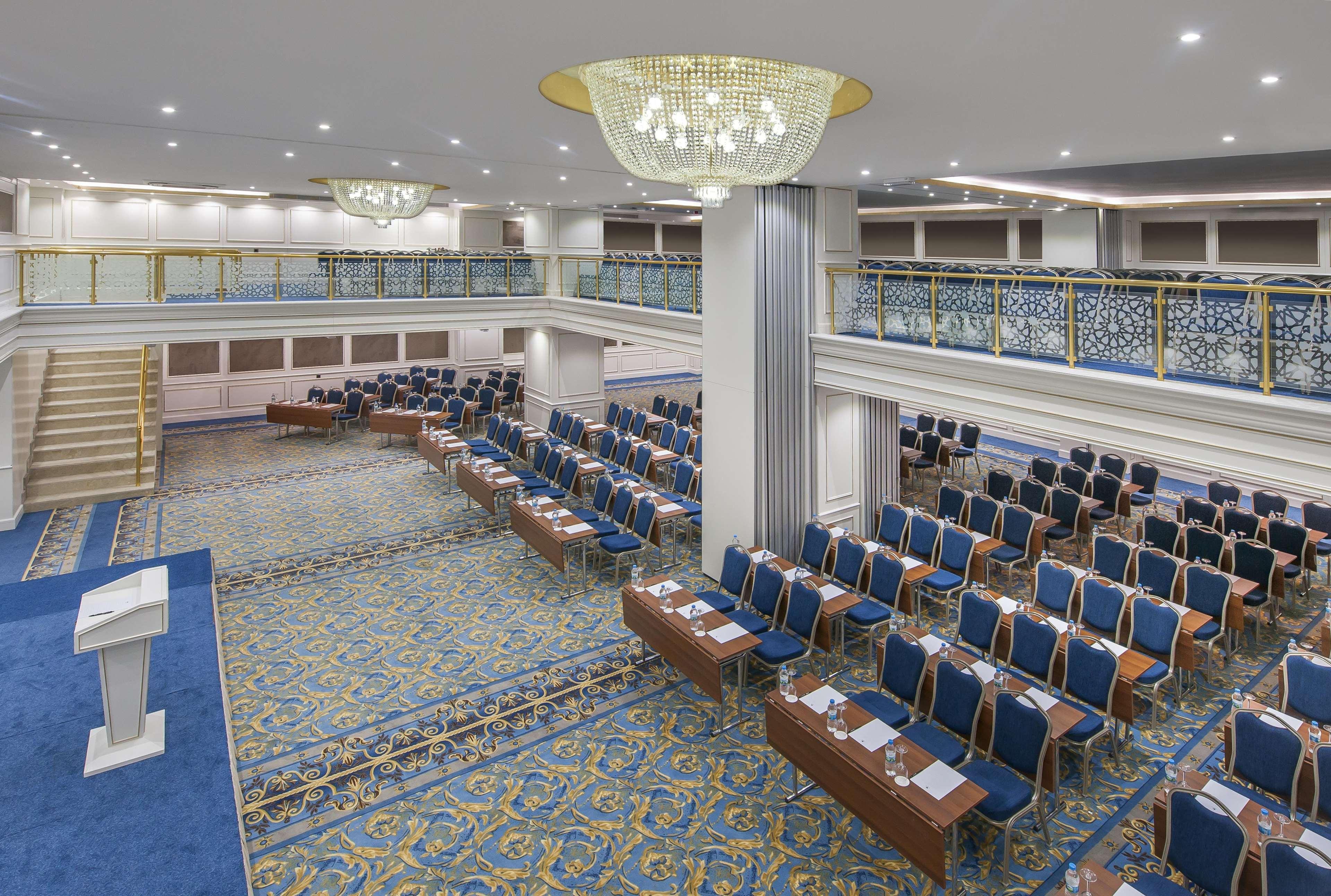 Doubletree By Hilton Elazig Hotel Eksteriør billede