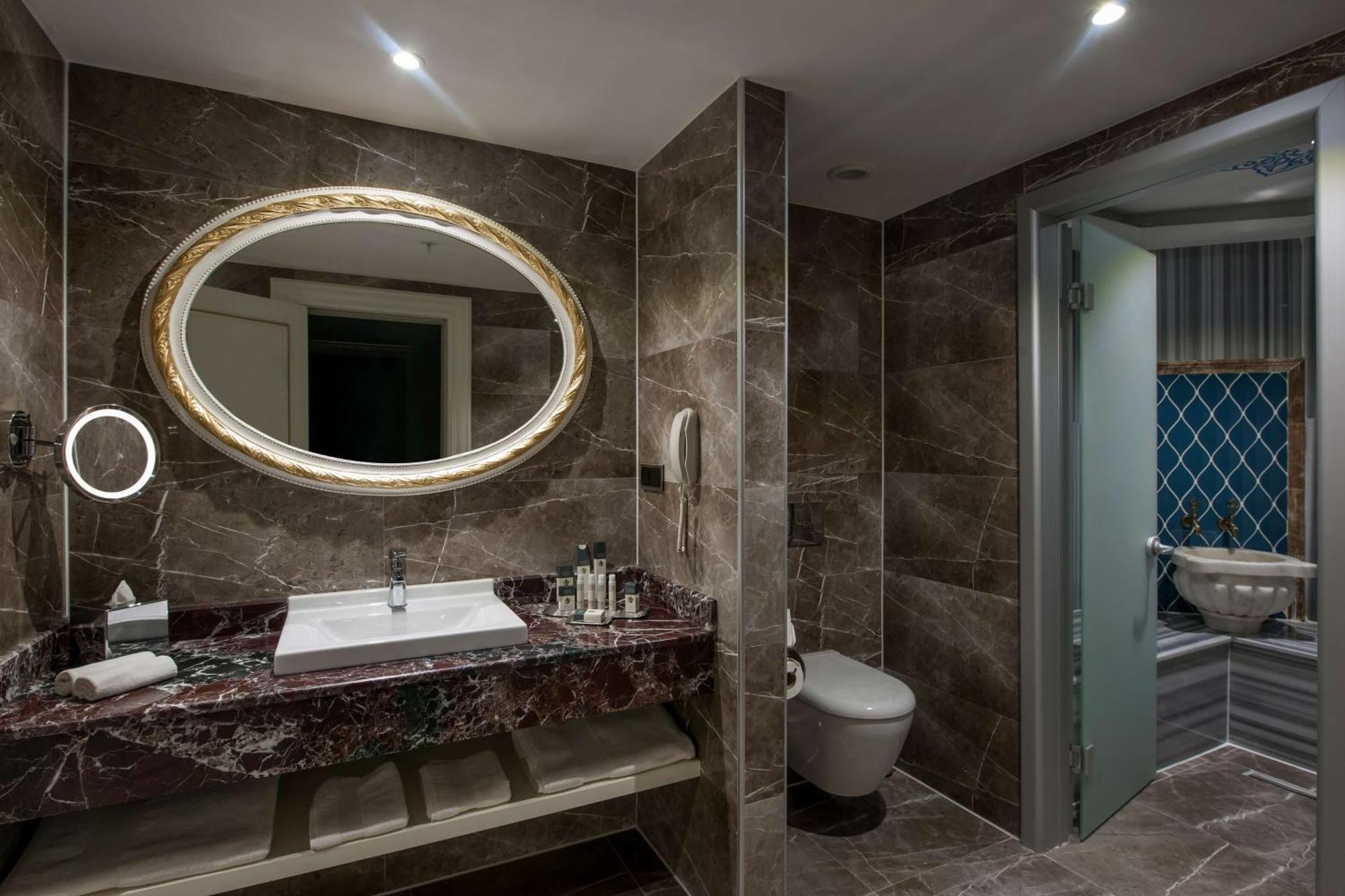Doubletree By Hilton Elazig Hotel Eksteriør billede