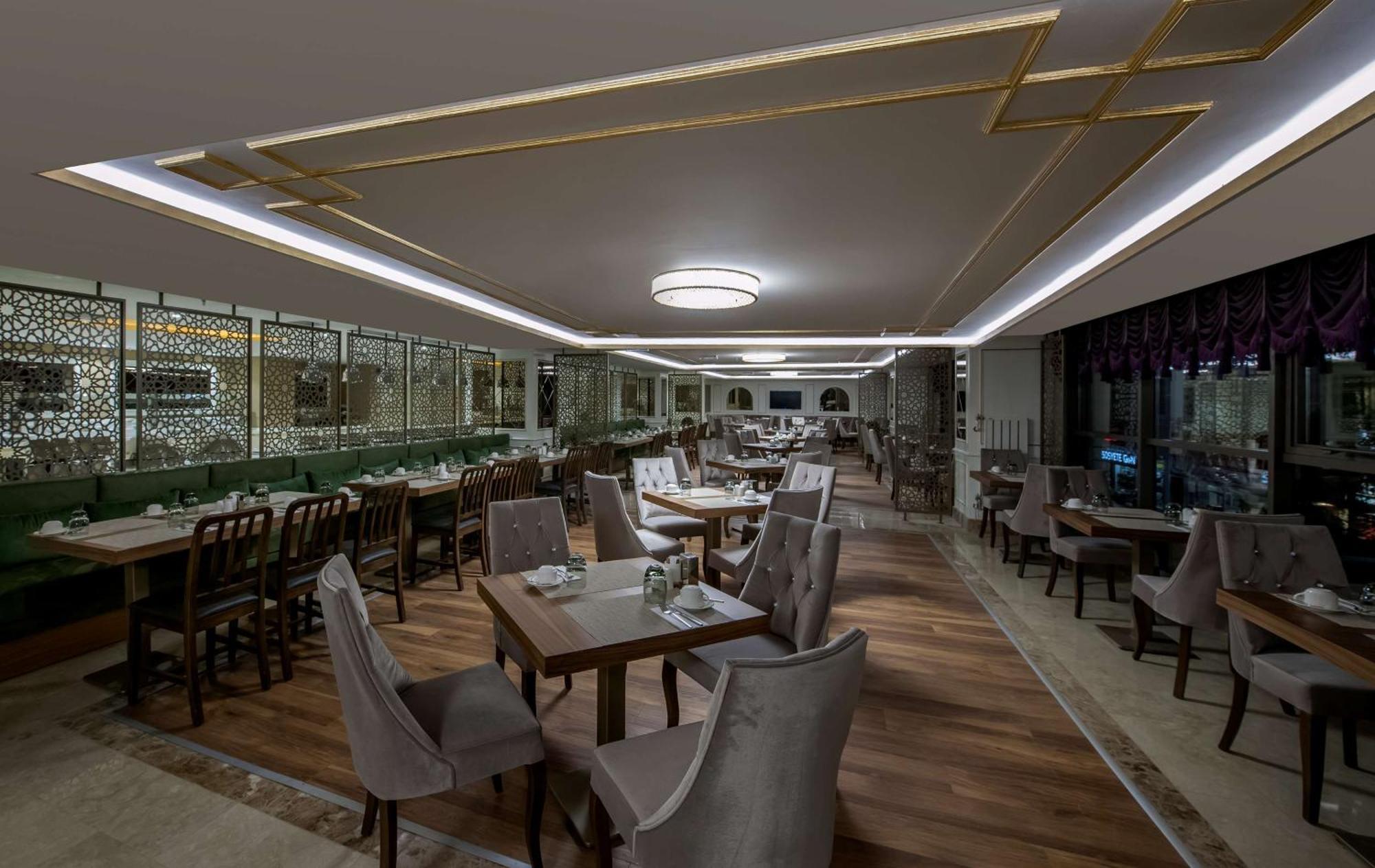 Doubletree By Hilton Elazig Hotel Eksteriør billede